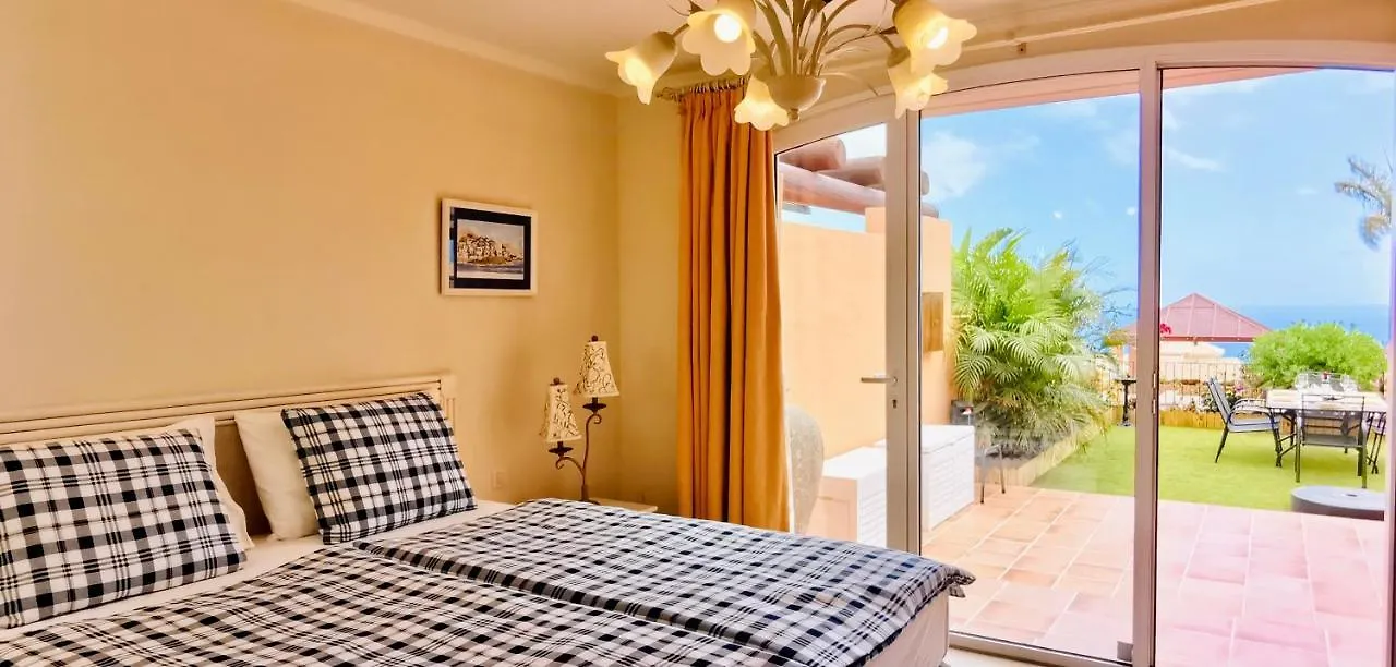 Villa Mit Meerblick Und Pool Direkt Am Golfplatz Von Adeje Costa Adeje  Prázdninový dům Costa Adeje (Tenerife)
